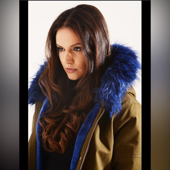 BLUE FUR PARKA - Picture 4 of 12